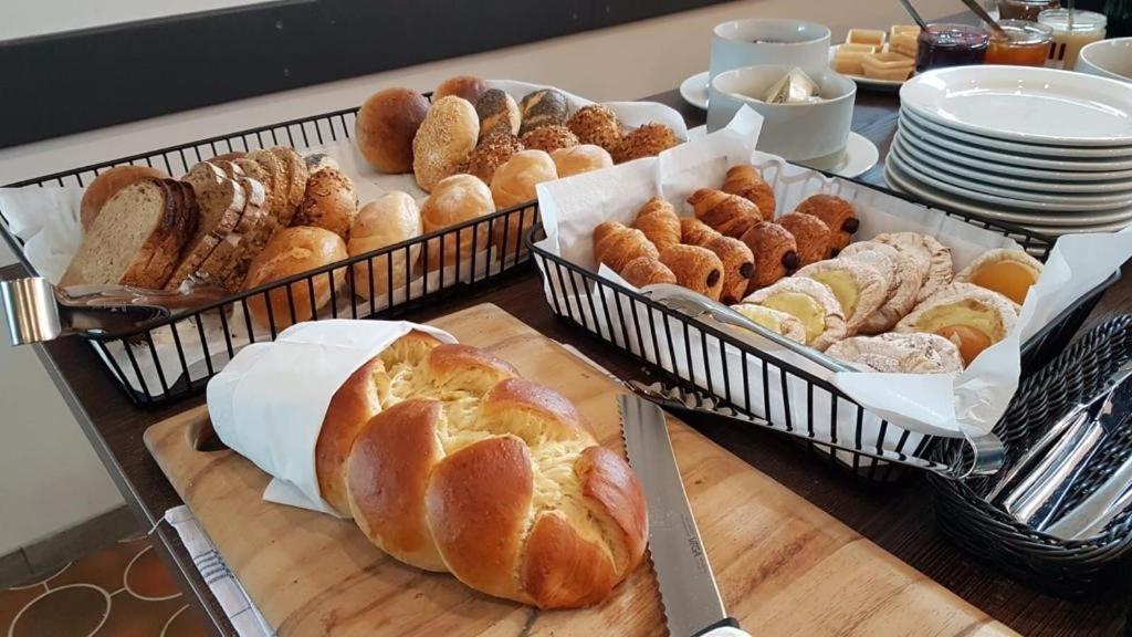 Hotel Clement - Bed & Breakfast Ingelheim am Rhein Εξωτερικό φωτογραφία